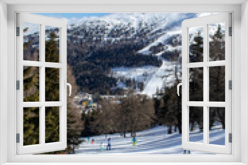 Fototapeta Naklejka Na Ścianę Okno 3D - The skiing slopes in the Alps