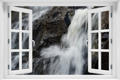 Fototapeta Naklejka Na Ścianę Okno 3D - Chute-aux-Rats waterfall in Mont-Tremblant National Park in autumn