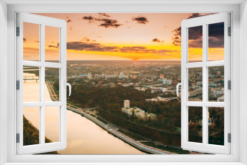 Fototapeta Naklejka Na Ścianę Okno 3D - Gomel, Belarus. Aerial View Of City Park Paskeviches Palace And Homiel Cityscape Skyline In Autumn Evening. Residential District And River During Sunset. Bird's-eye View