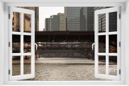 Fototapeta Naklejka Na Ścianę Okno 3D - Bridges along the river in Chicago