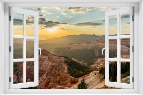 Fototapeta Naklejka Na Ścianę Okno 3D - Sunset at Cedar Breaks National Monument