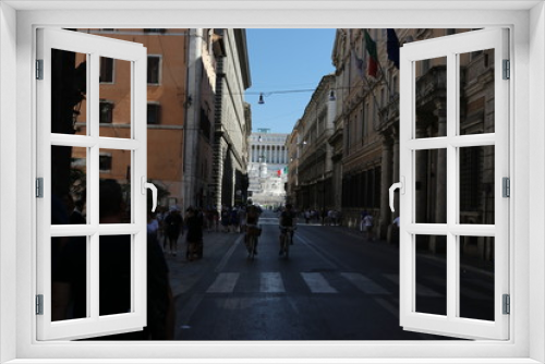 Fototapeta Naklejka Na Ścianę Okno 3D - old street in rome