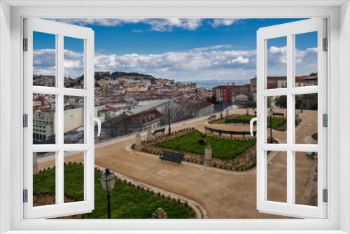 Fototapeta Naklejka Na Ścianę Okno 3D - Sao Pedro de Alcantara viewpoint in Lisbon