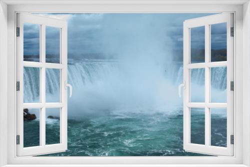 Fototapeta Naklejka Na Ścianę Okno 3D - Niagara Waterfall 