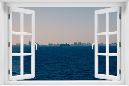 Fototapeta Naklejka Na Ścianę Okno 3D - Miami, USA - March 29,2020: casual view on the ship near Miami port