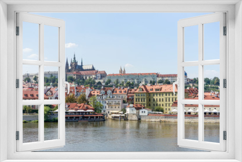 Fototapeta Naklejka Na Ścianę Okno 3D - View over the Vltava to the Prague Castle