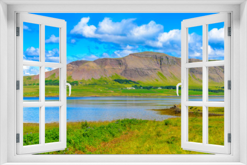 Fototapeta Naklejka Na Ścianę Okno 3D - Beautiful rugged Iceland Fjord seascape