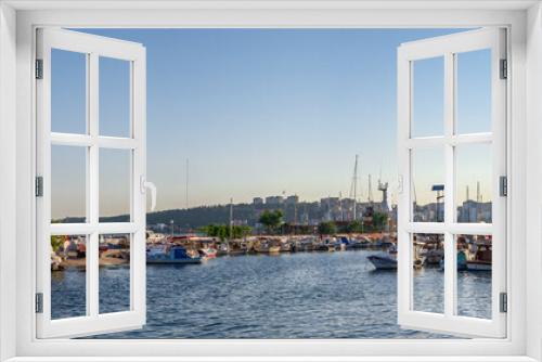 Fototapeta Naklejka Na Ścianę Okno 3D - Canakkale marina in Turkey