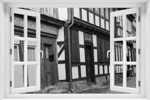 Fototapeta Naklejka Na Ścianę Okno 3D - Alte Fachwerkfassaden in Quedlinburg in s/w
