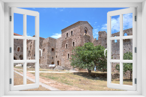Fototapeta Naklejka Na Ścianę Okno 3D - Ruins of old town in Mystras, Greece