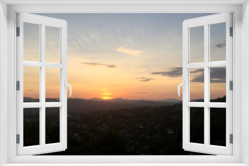 Fototapeta Naklejka Na Ścianę Okno 3D - Salida del sol.