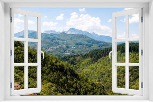 Paysage à travers le nord de l' Italie