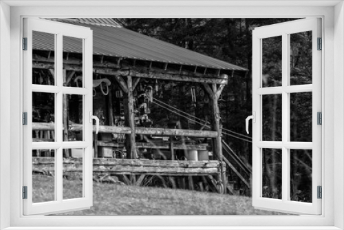 Fototapeta Naklejka Na Ścianę Okno 3D - old farm porch
