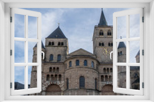 Fototapeta Naklejka Na Ścianę Okno 3D - St. Peter's Cathedral in Trier, Germany