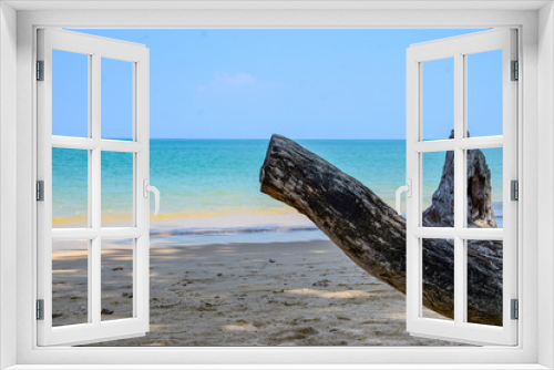 Fototapeta Naklejka Na Ścianę Okno 3D - Khao Lak White Sand Beach