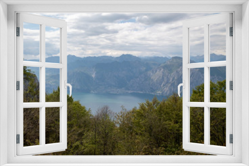 Fototapeta Naklejka Na Ścianę Okno 3D - Gardasee