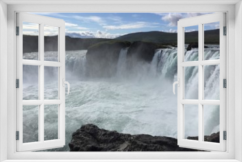 Fototapeta Naklejka Na Ścianę Okno 3D - cascade