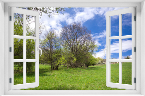 Fototapeta Naklejka Na Ścianę Okno 3D - Spring Landscape of Balkan Mountains, Bulgaria