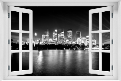 Fototapeta Naklejka Na Ścianę Okno 3D - Black and white photo of Sydney at night