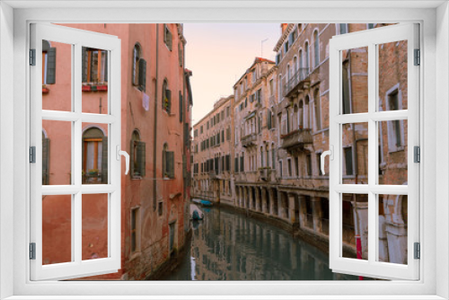 Fototapeta Naklejka Na Ścianę Okno 3D - Venice canal 
