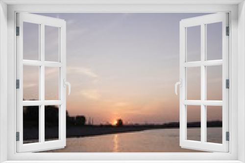 Fototapeta Naklejka Na Ścianę Okno 3D - Sonnenuntergang am Rheinufer