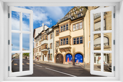 Fototapeta Naklejka Na Ścianę Okno 3D - View of historic district in Strasbourg. France