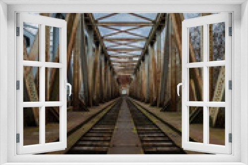 Fototapeta Naklejka Na Ścianę Okno 3D - Old railway viaduct, symmetrical shot