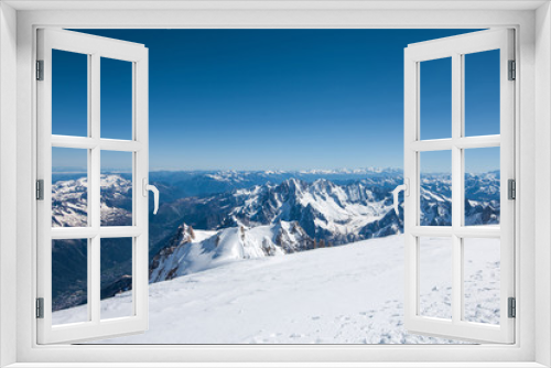 Fototapeta Naklejka Na Ścianę Okno 3D - young Alps, view from Mont Blanc