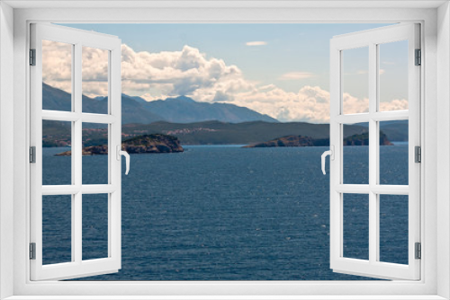 Fototapeta Naklejka Na Ścianę Okno 3D - Um mar e duas ilhas