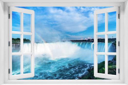 Fototapeta Naklejka Na Ścianę Okno 3D - View of Horseshoe Fall, Niagara Falls, Ontario, Canada.