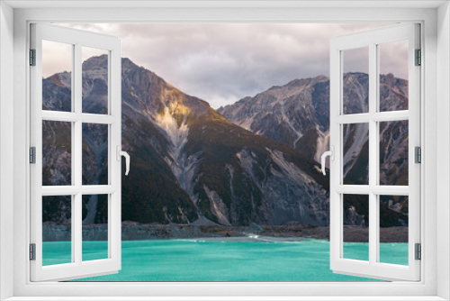 Fototapeta Naklejka Na Ścianę Okno 3D - High mountains above the glacial lake. Southern Alps. South Island, New Zealand