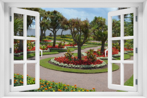 Fototapeta Naklejka Na Ścianę Okno 3D - Exotic gardens inTorquay, Devon, England