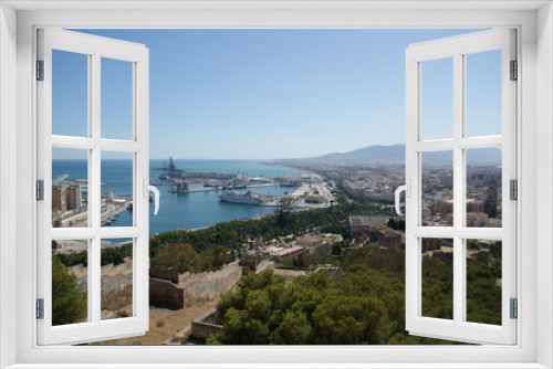 Fototapeta Naklejka Na Ścianę Okno 3D - Château du Gibralfaro ou Castillo de Gibralfaro à Malaga en Andalousie en Espagne