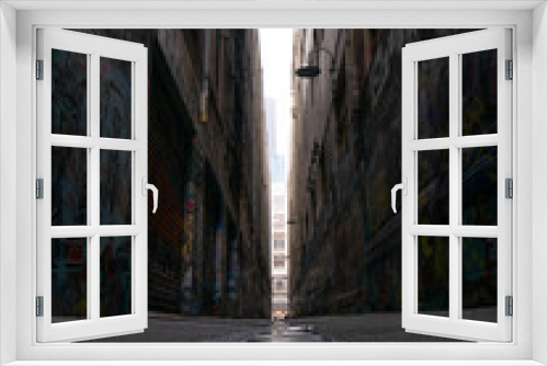 Fototapeta Naklejka Na Ścianę Okno 3D - narrow street in melbourne alleyway