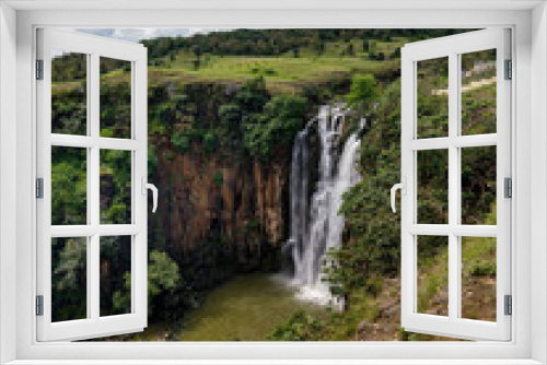 Fototapeta Naklejka Na Ścianę Okno 3D - waterfall in the mountains of India, Patalpani Waterfalls