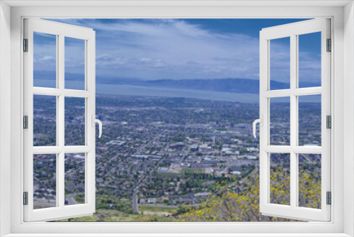 Fototapeta Naklejka Na Ścianę Okno 3D - Provo Landscape and Utah Lake views from the Bonneville Shoreline Trail (BST) and the Y trail, which follows the eastern shoreline of ancient Lake Bonneville, now the Great Salt Lake, along the Wasatc