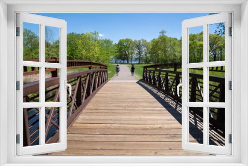 Fototapeta Naklejka Na Ścianę Okno 3D - Footbridge in Clifton E French Regional Park in Plymouth Minnesota, part of the walking trails