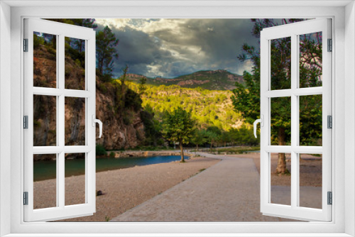Fototapeta Naklejka Na Ścianę Okno 3D - Path next to the natural pools of Montanejos