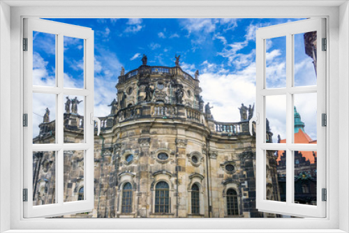 Fototapeta Naklejka Na Ścianę Okno 3D - street view of downtown Dresden, Germany