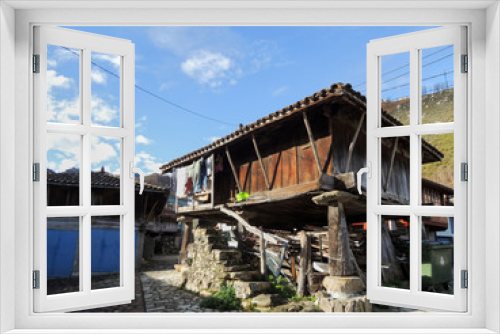Fototapeta Naklejka Na Ścianę Okno 3D - A granary in Soto de Agues Asturias. Spain