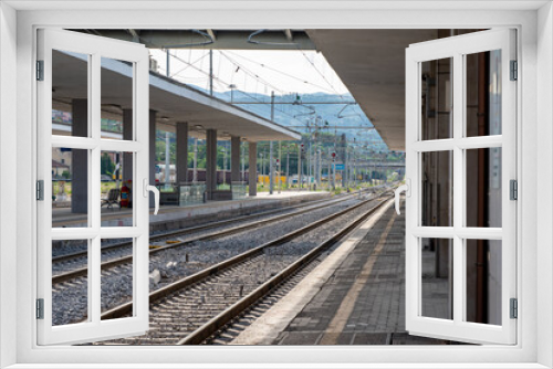 Fototapeta Naklejka Na Ścianę Okno 3D - terni and rails station