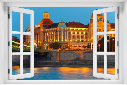 Fototapeta Naklejka Na Ścianę Okno 3D - Budapest night view