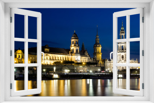Fototapeta Naklejka Na Ścianę Okno 3D - Dresden