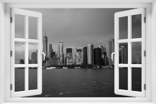 Fototapeta Naklejka Na Ścianę Okno 3D - New York Skyline Manhattan NYC, world trade center, black and white