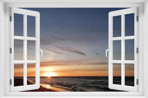 Fototapeta Naklejka Na Ścianę Okno 3D - Sunset over the Baltic Sea