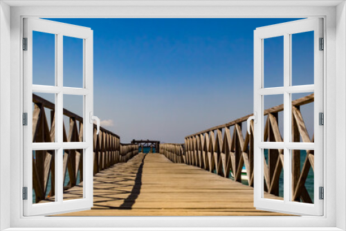 Fototapeta Naklejka Na Ścianę Okno 3D - Wooden Bridge