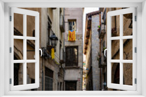 Fototapeta Naklejka Na Ścianę Okno 3D - Cityscape of Girona in Catalonia, Spain.