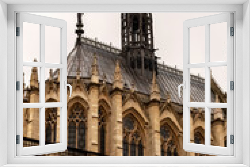 exterior of the cathedral of sainte chapelle