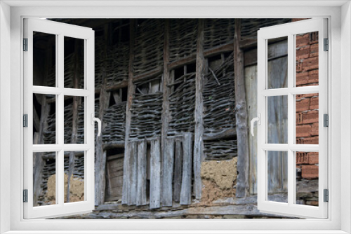 Fototapeta Naklejka Na Ścianę Okno 3D - Balkan village house