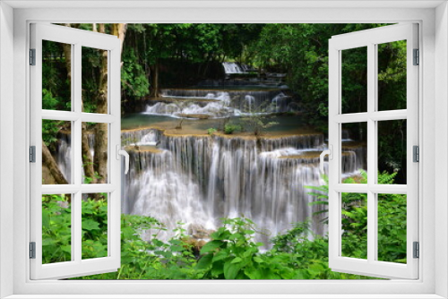 Fototapeta Naklejka Na Ścianę Okno 3D - Huai Mae Kamin Waterfall